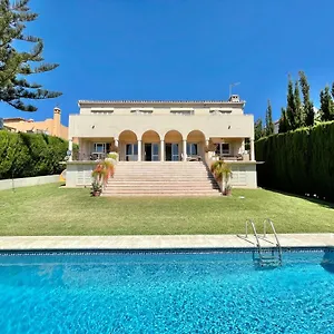Lirios Puerto Banus - Eaw Homes Marbella